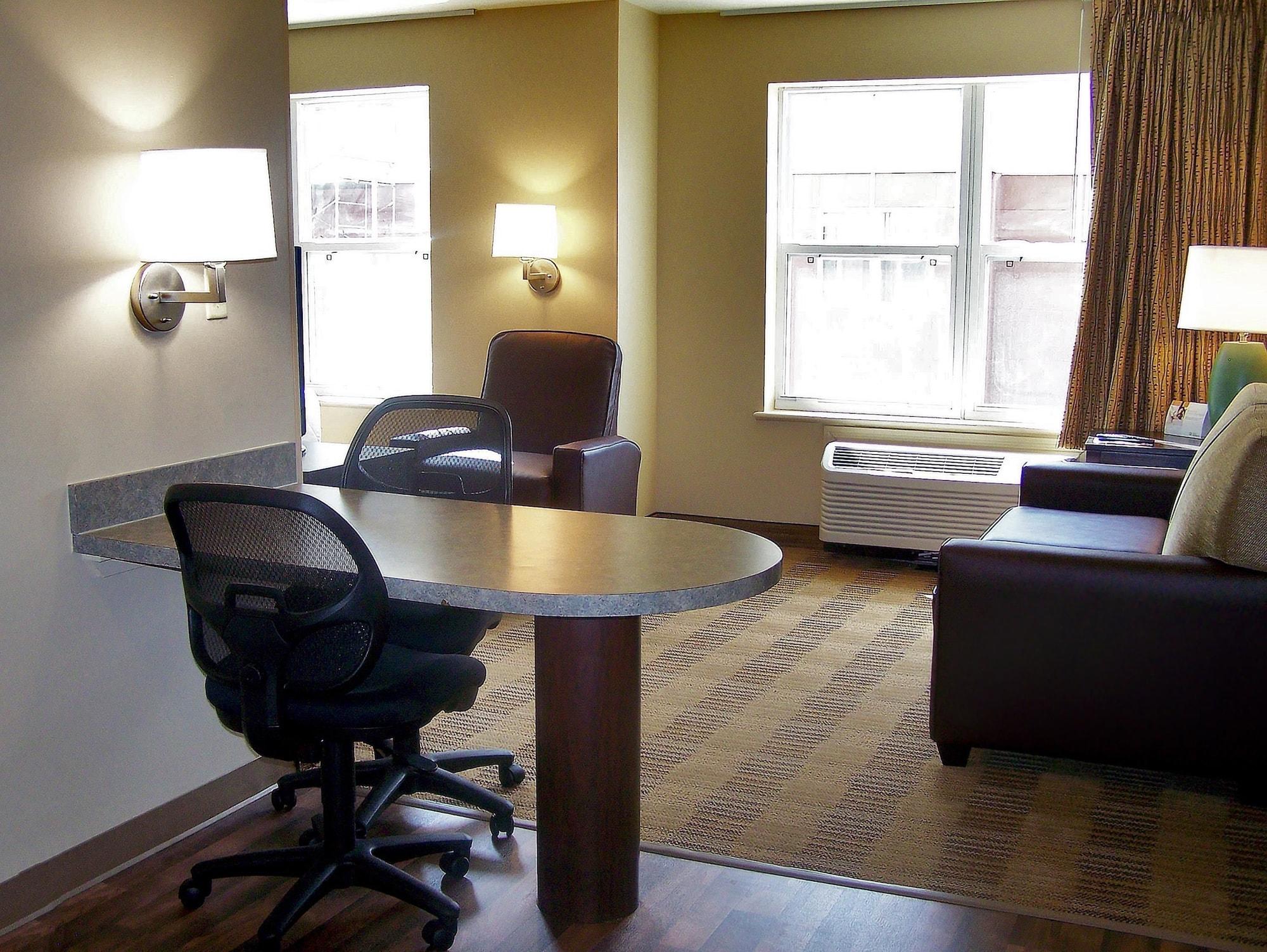 Extended Stay America Select Suites - Denver - Tech Center - Central Гринвуд-Вилледж Экстерьер фото